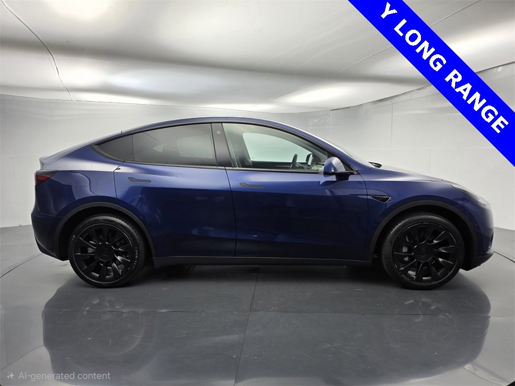 Used 2023 Tesla Model Y Long Range image 7