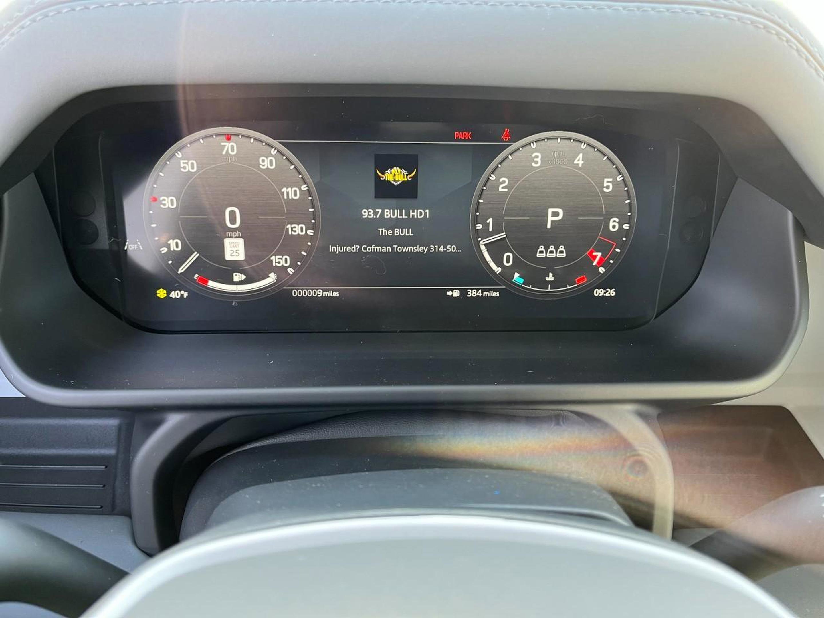 Certified 2025 Land Rover Defender 110 X-Dynamic SE image 23