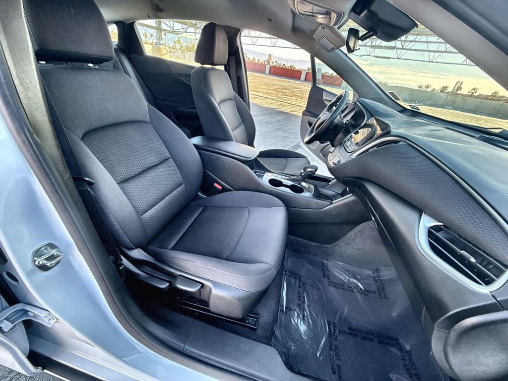 Used 2025 Chevrolet Malibu RS image 26