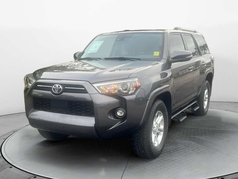 Used 2023 Toyota 4Runner SR5 Premium w/ Moonroof Package image 3