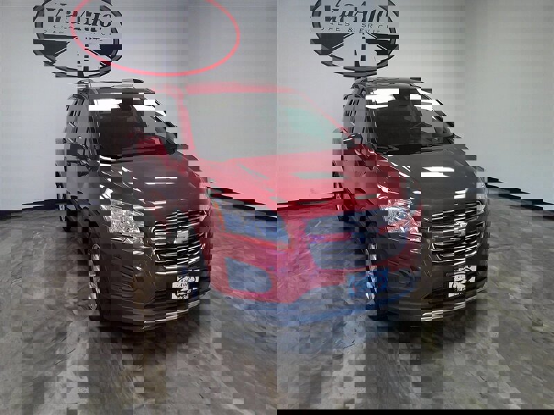 Used 2015 Chevrolet Trax LT w/ LT Plus Package image 4