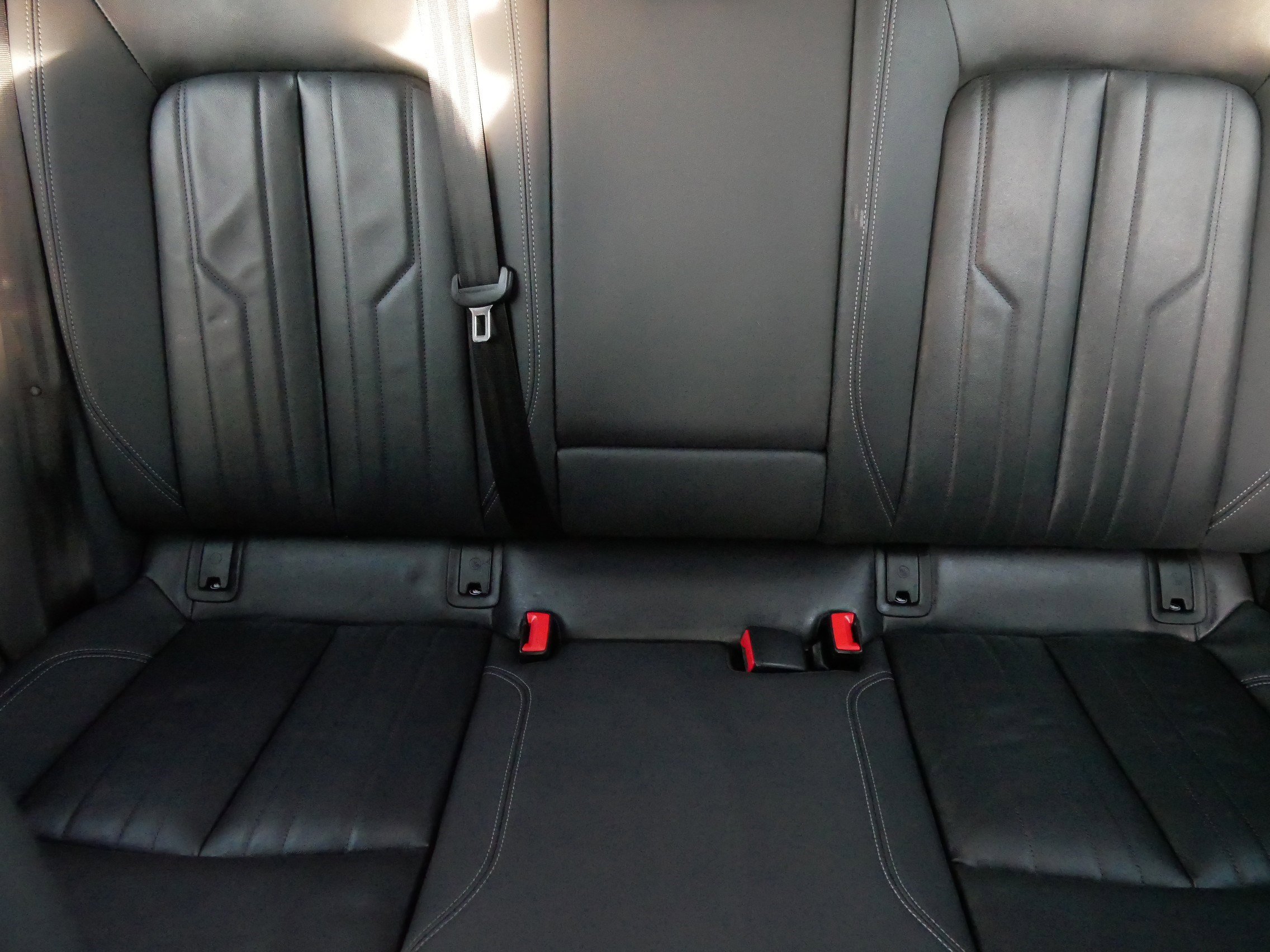 Used 2022 Audi e-tron Premium w/ Convenience Plus Package image 13