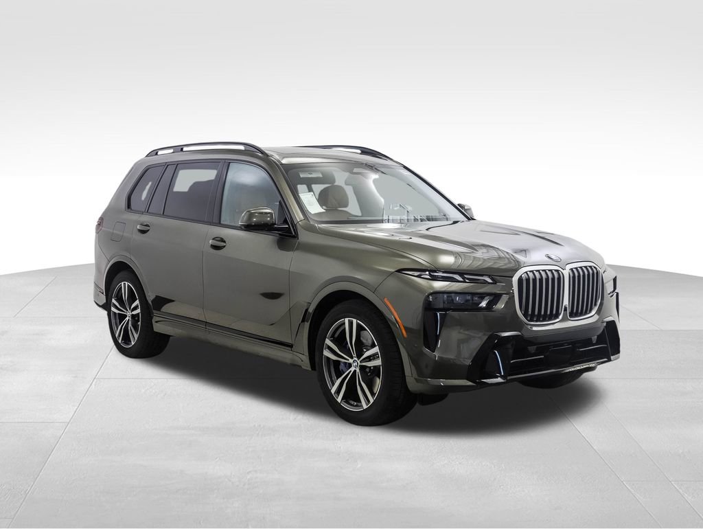 Used 2025 BMW X7 xDrive40i w/ M Sport Package image 7