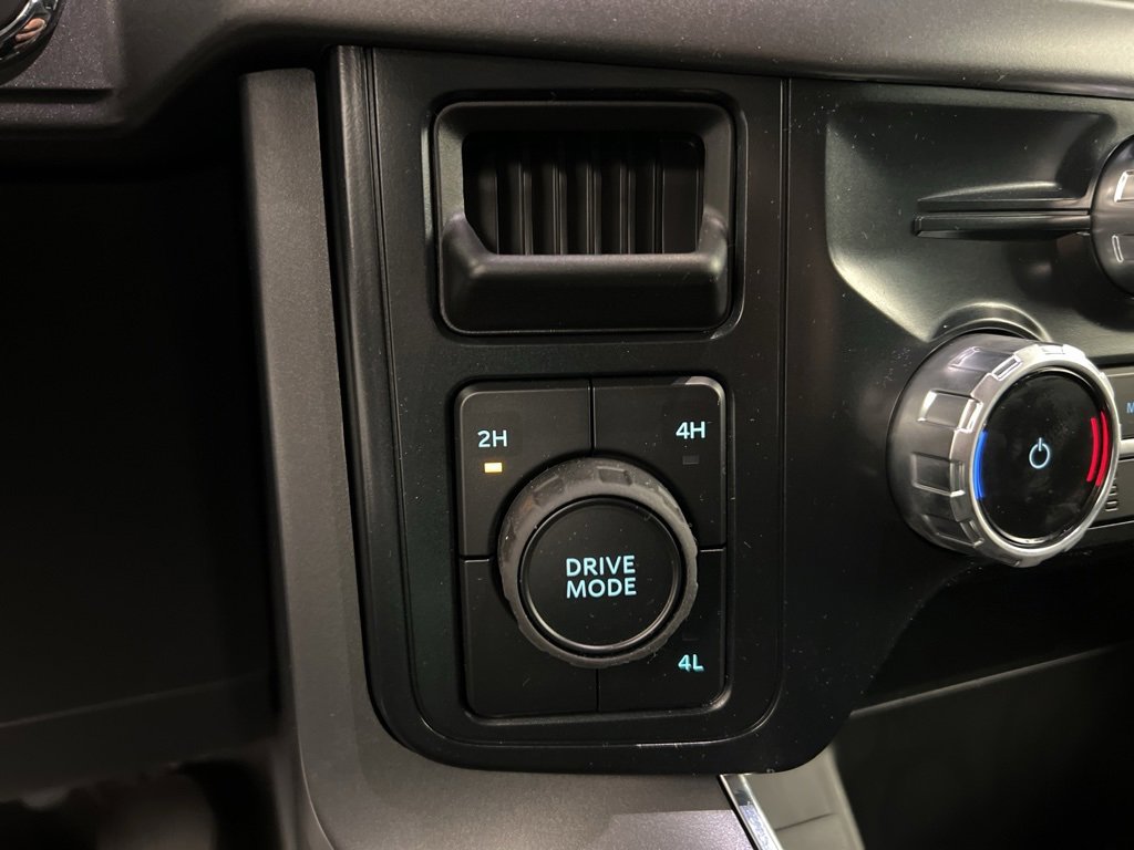 New 2025 Ford F150 XLT w/ Equipment Group 302A MID image 19