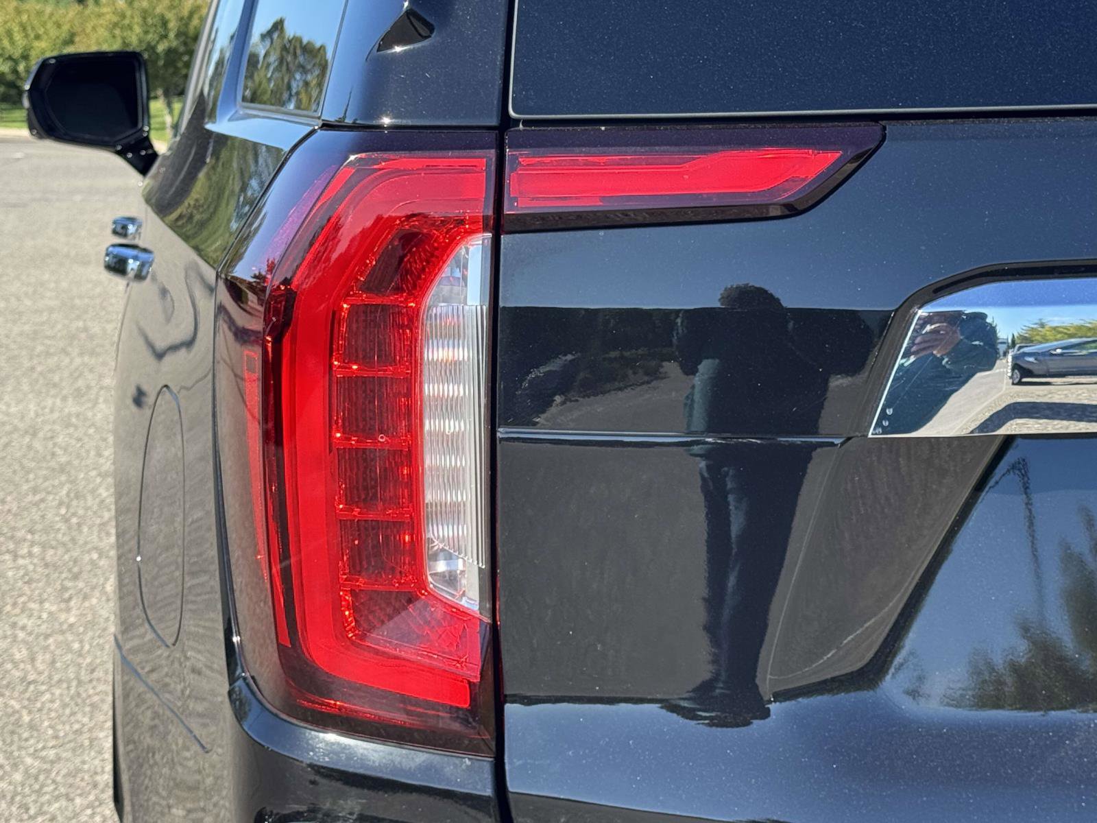 Used 2021 GMC Yukon SLT w/ SLT Luxury Plus Package image 41