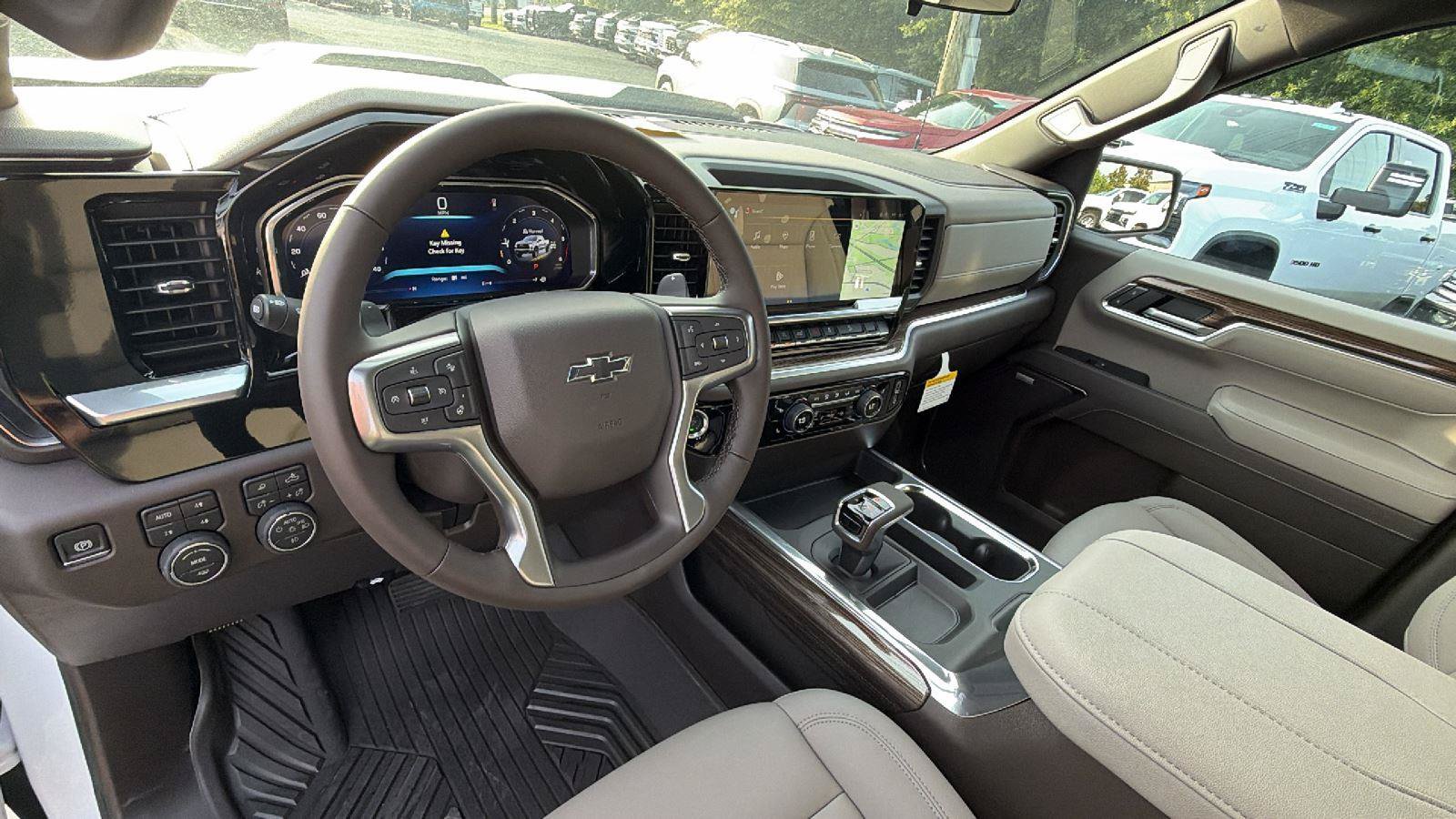 New 2026 Chevrolet Silverado 1500 LT Trail Boss w/ LT Trail Boss Premium Package AWD/4WD image 4