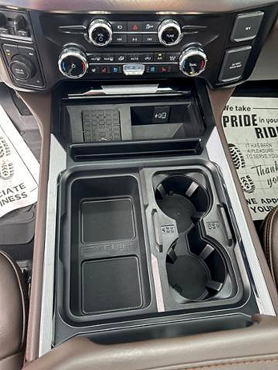 New 2025 Ford F250 King Ranch w/ Chrome Package image 27