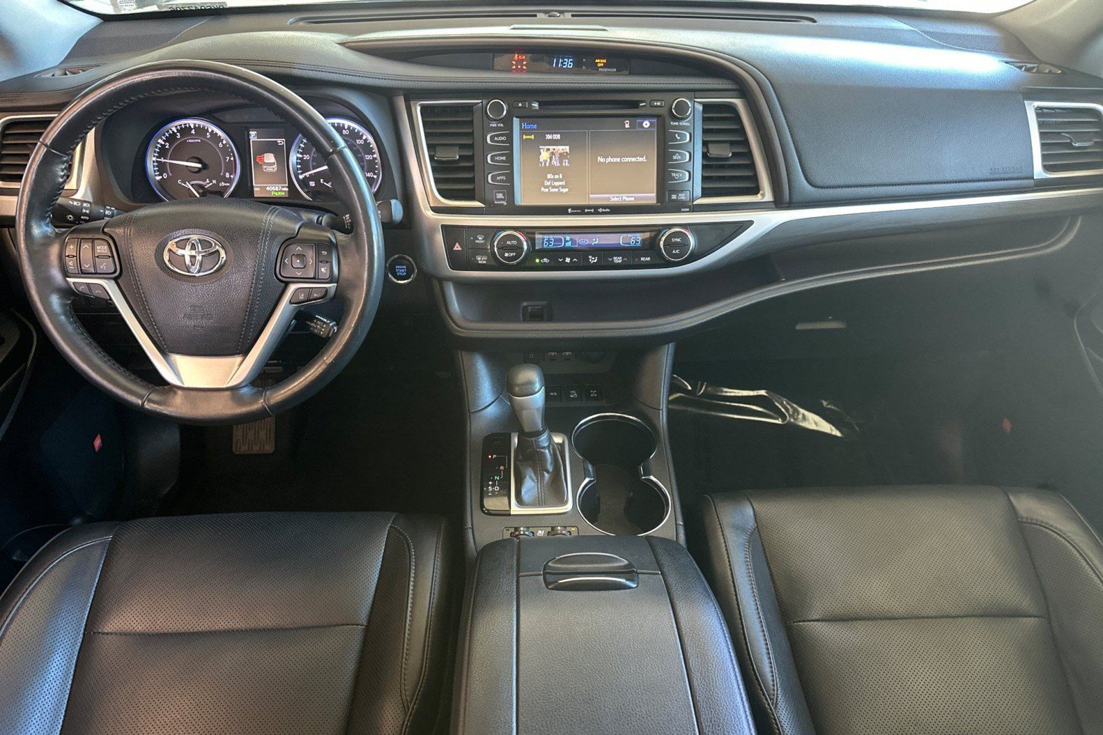 Used 2019 Toyota Highlander Limited Platinum AWD/4WD image 15