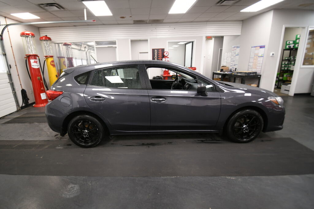 Used 2020 Subaru Impreza 2.0i AWD/4WD image 9