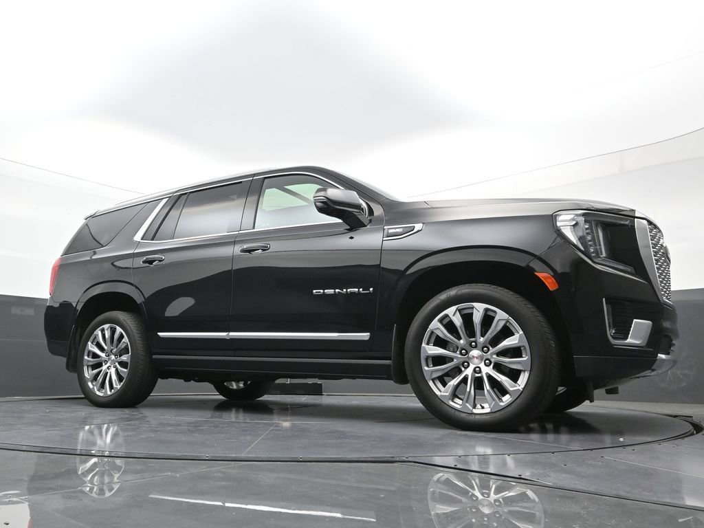 Used 2024 GMC Yukon Denali w/ Denali Reserve Package AWD/4WD image 24