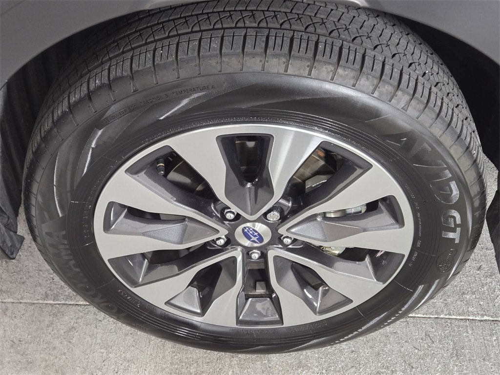 Certified 2025 Subaru Outback Touring w/ Popular Package #2 image 11