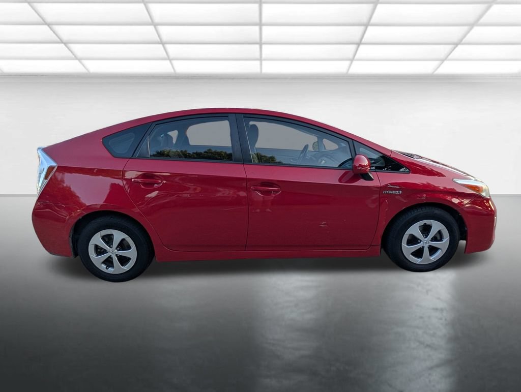 Used 2015 Toyota Prius Four FWD image 29