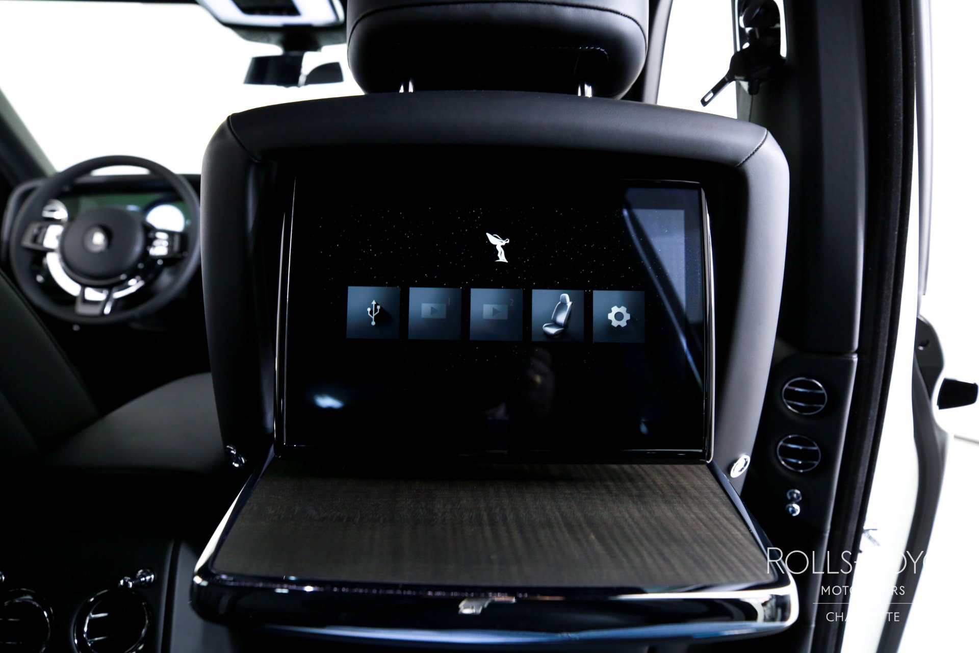 New 2026 Rolls-Royce Cullinan image 32