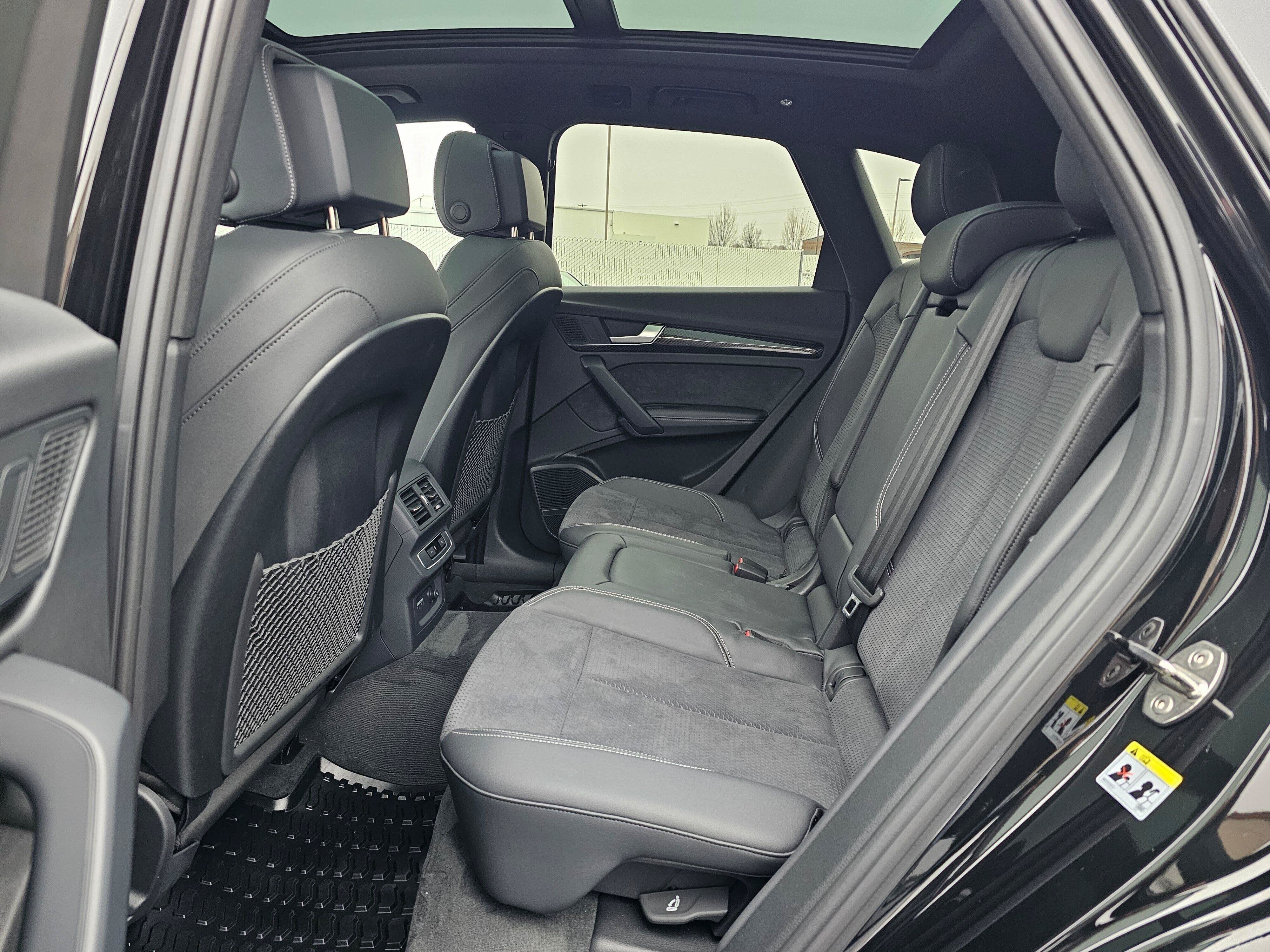 Certified 2025 Audi SQ5 Premium Plus w/ Premium Plus Package AWD/4WD image 11