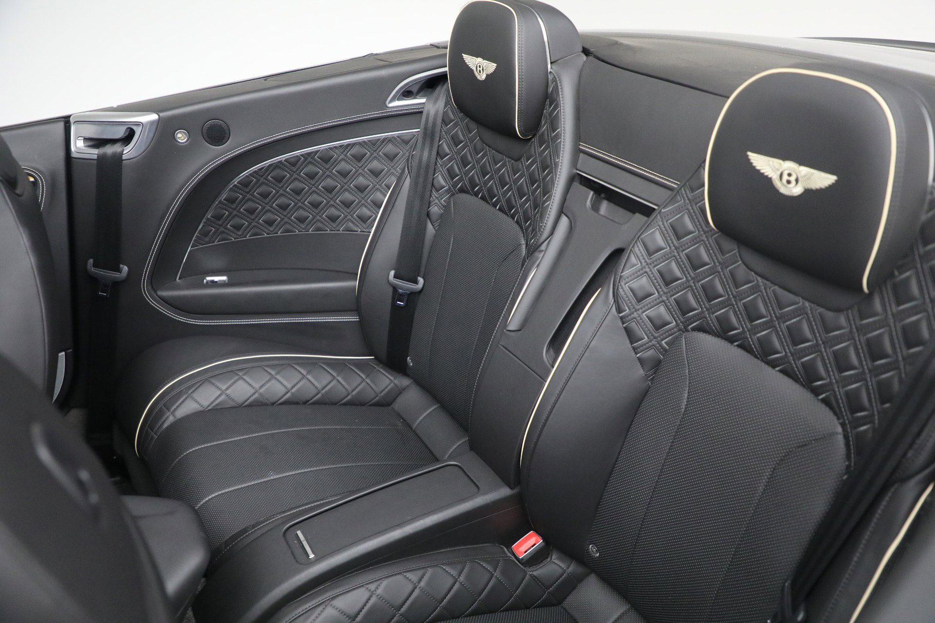Certified 2020 Bentley Continental GT image 32