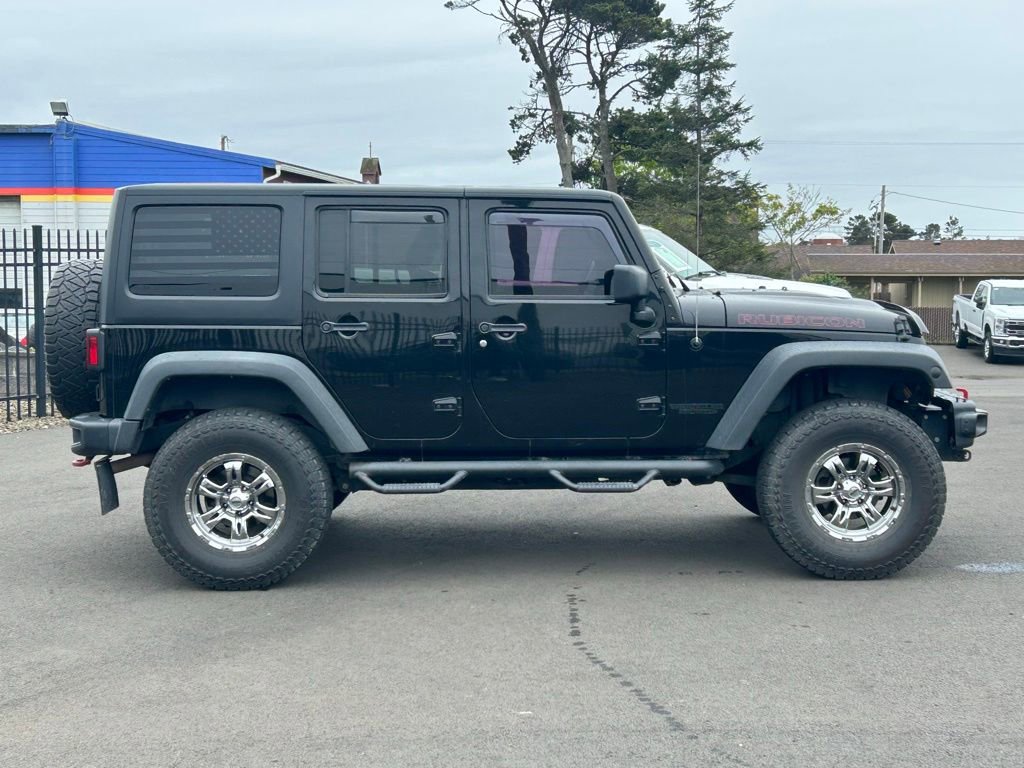 Used 2015 Jeep Wrangler Unlimited Rubicon AWD/4WD image 4