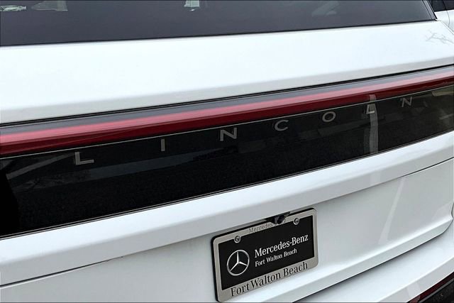 Used 2025 Lincoln Navigator Reserve w/ Jet Appearance Package image 26