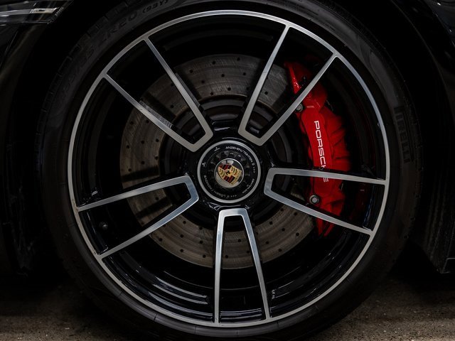 Used 2021 Porsche 911 Turbo image 21