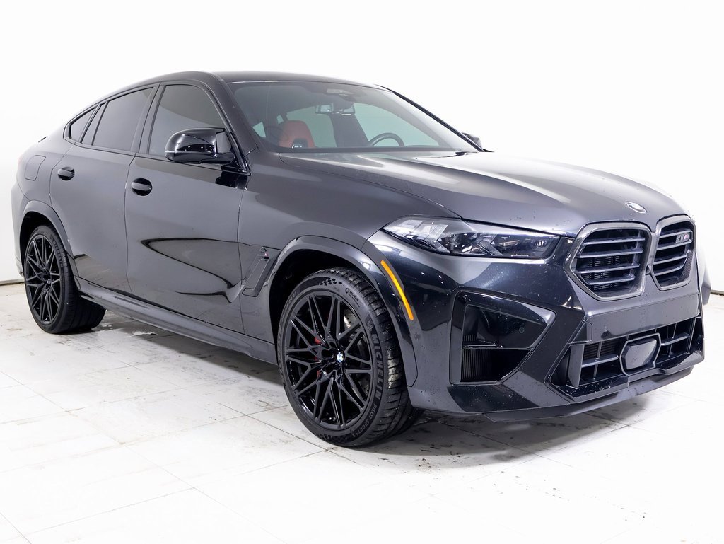 Used 2025 BMW X6 M Competition w/ Executive Package image 28
