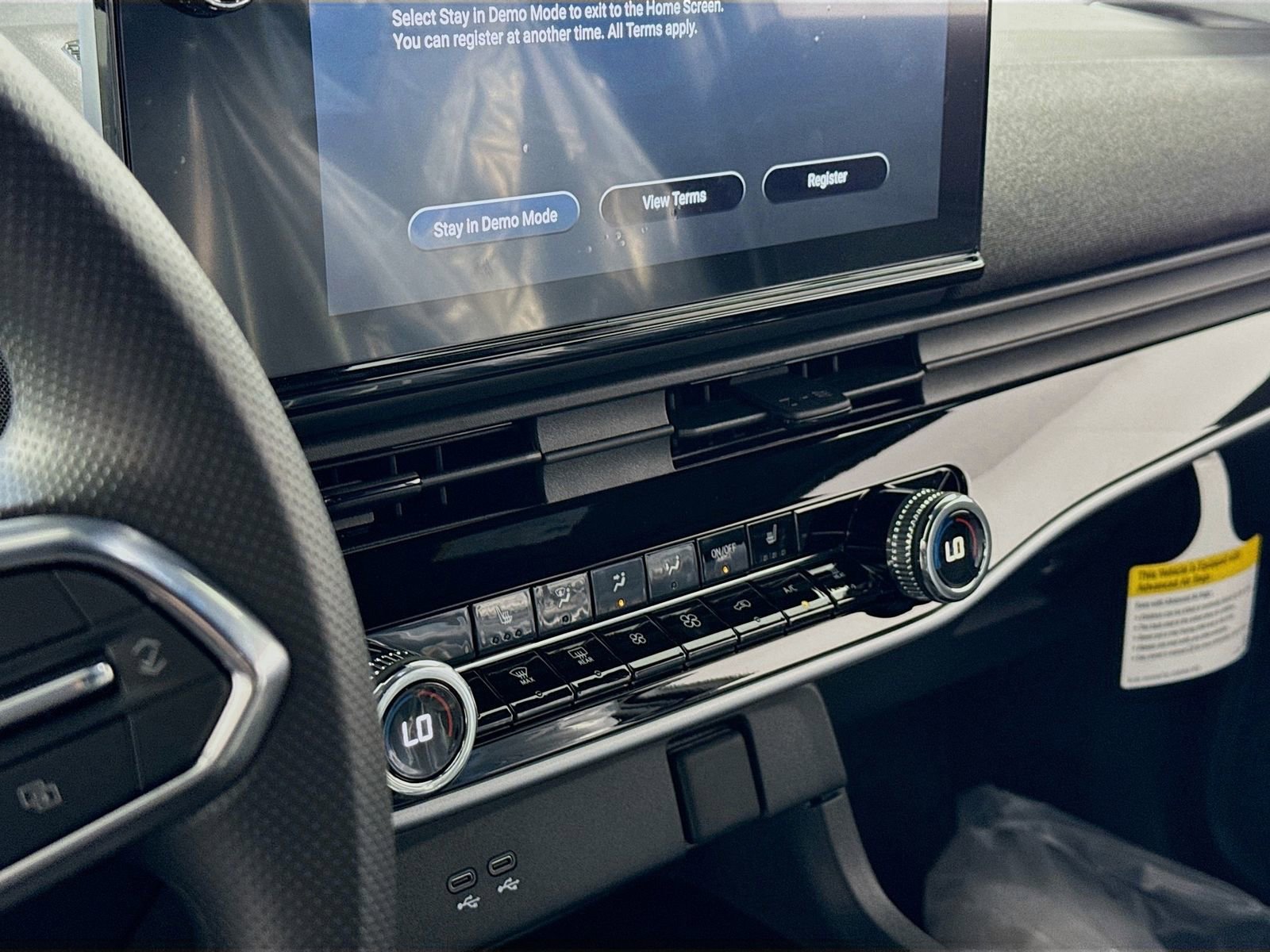 Used 2025 Honda Prologue EX image 11