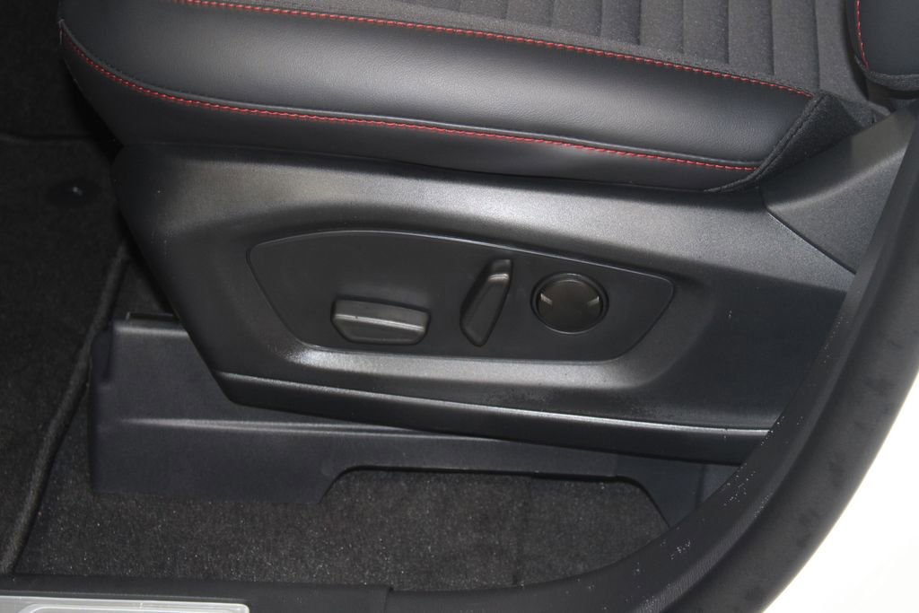 New 2026 Ford Explorer ST-Line w/ Premium Package image 21