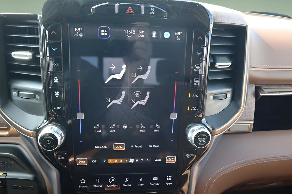 Used 2024 RAM 3500 Limited image 21