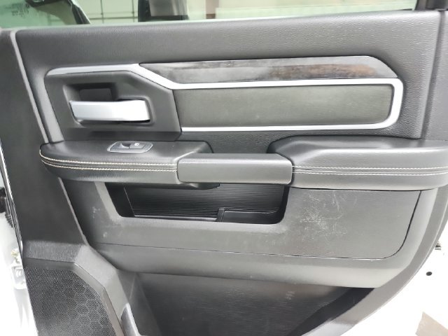 Used 2024 RAM 3500 Big Horn AWD/4WD image 41