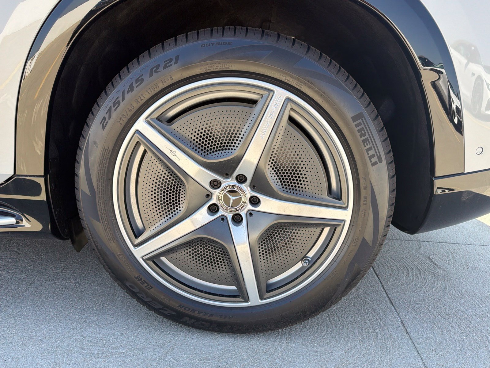 New 2027 Mercedes-Benz EQS 400 4MATIC SUV image 14