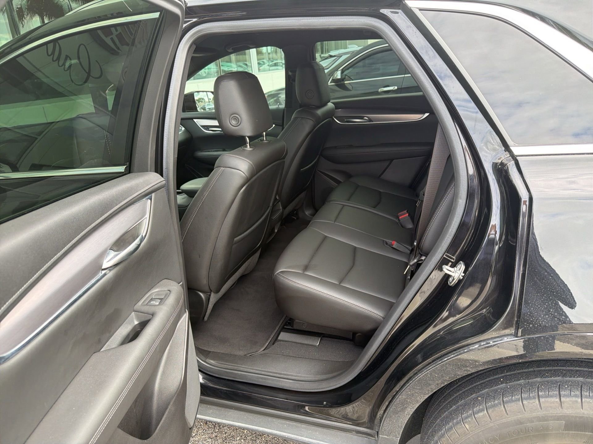 Certified 2024 Cadillac XT5 Luxury image 12