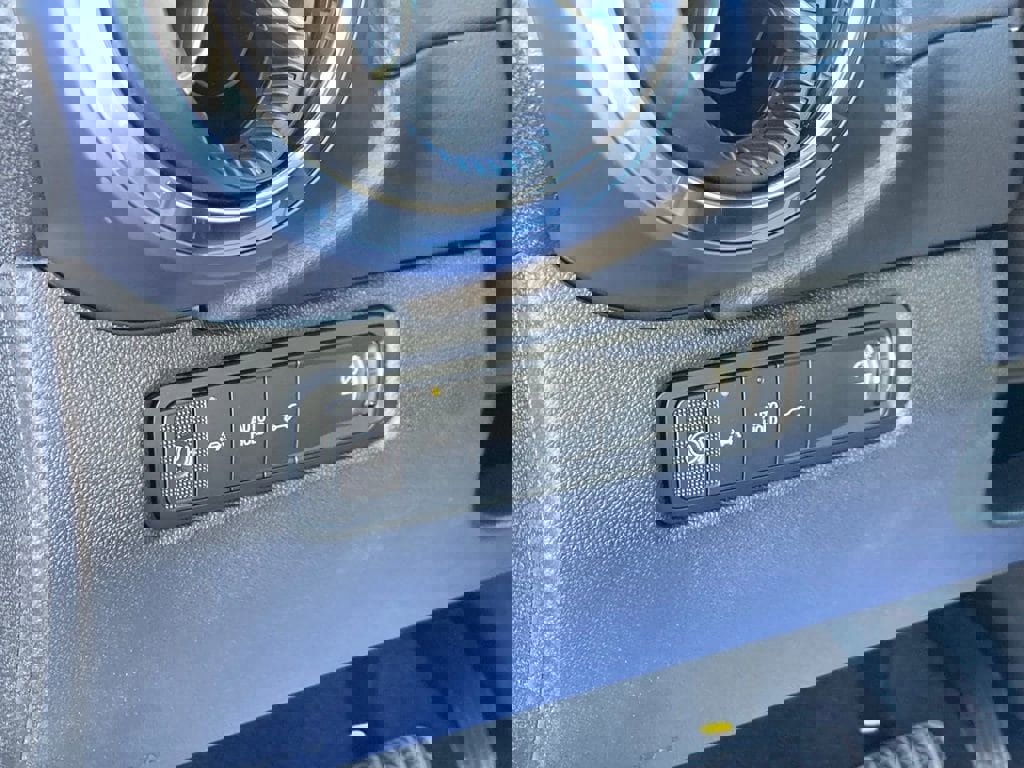 New 2026 Chevrolet Equinox EV LT w/ Convenience Package II image 19