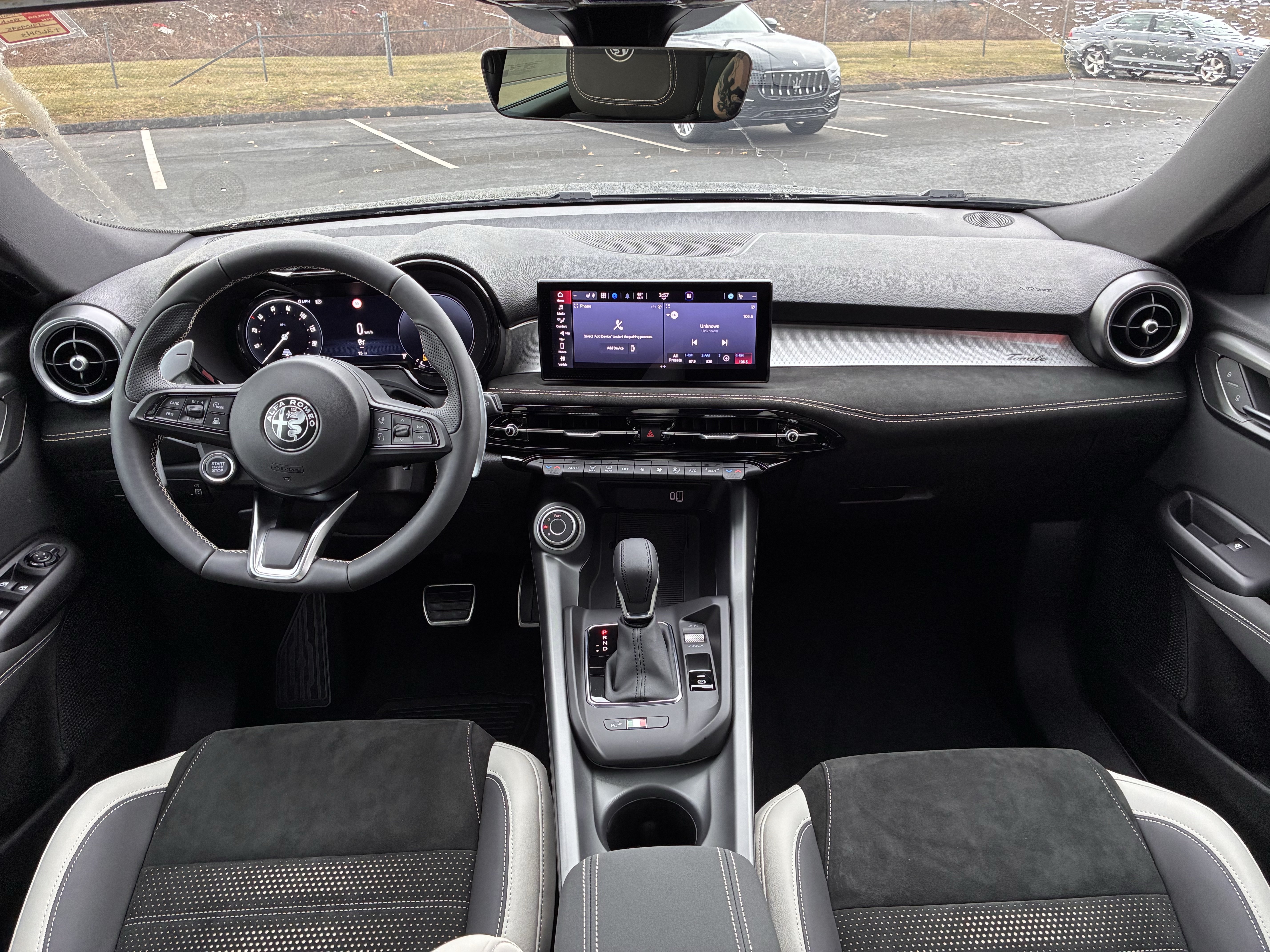 New 2026 Alfa Romeo Tonale AWD/4WD image 2