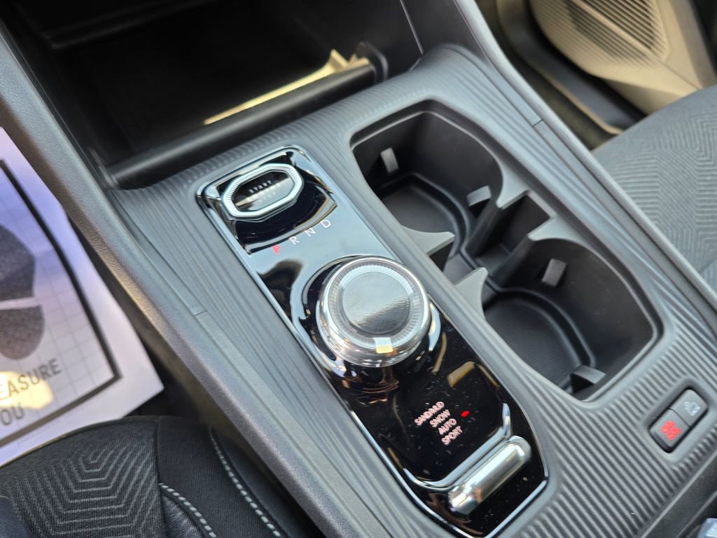 New 2026 Jeep Cherokee Laredo AWD/4WD image 25