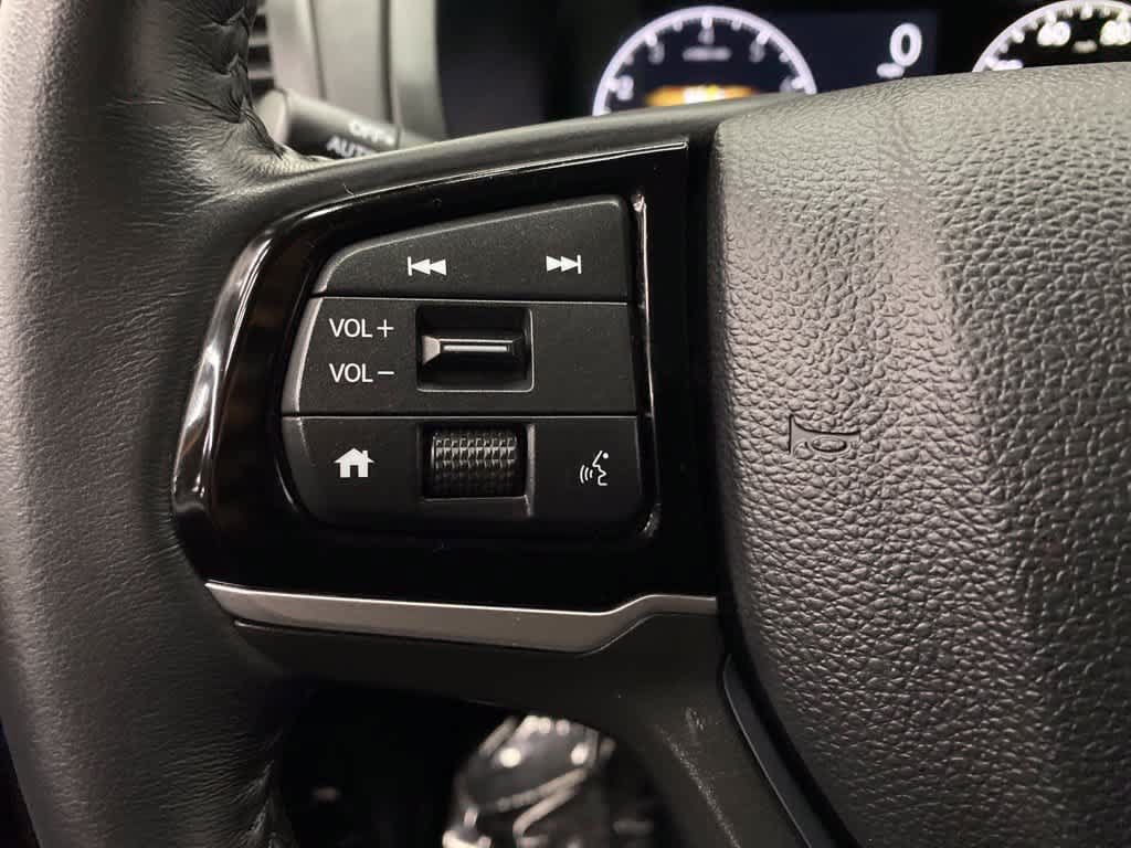 Used 2025 Honda Odyssey EX-L image 19