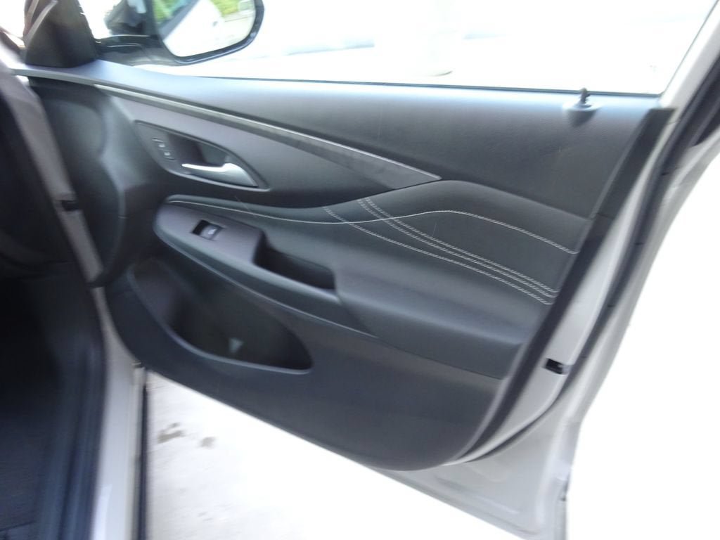 New 2026 Buick Envista Sport Touring w/ Studio Series FWD image 28