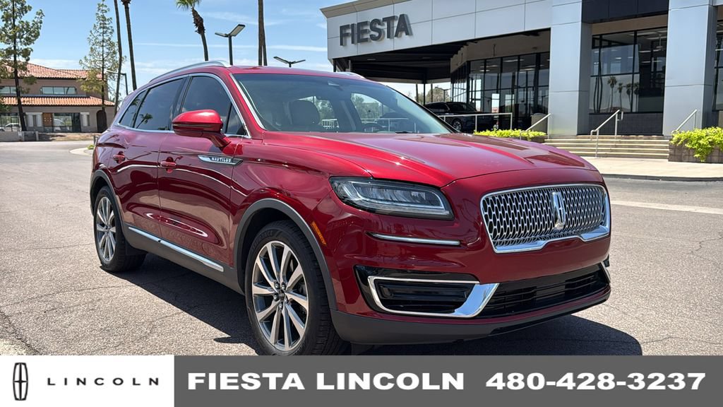 Used 2019 Lincoln Nautilus Select w/ Cargo Utility Package FWD image 1