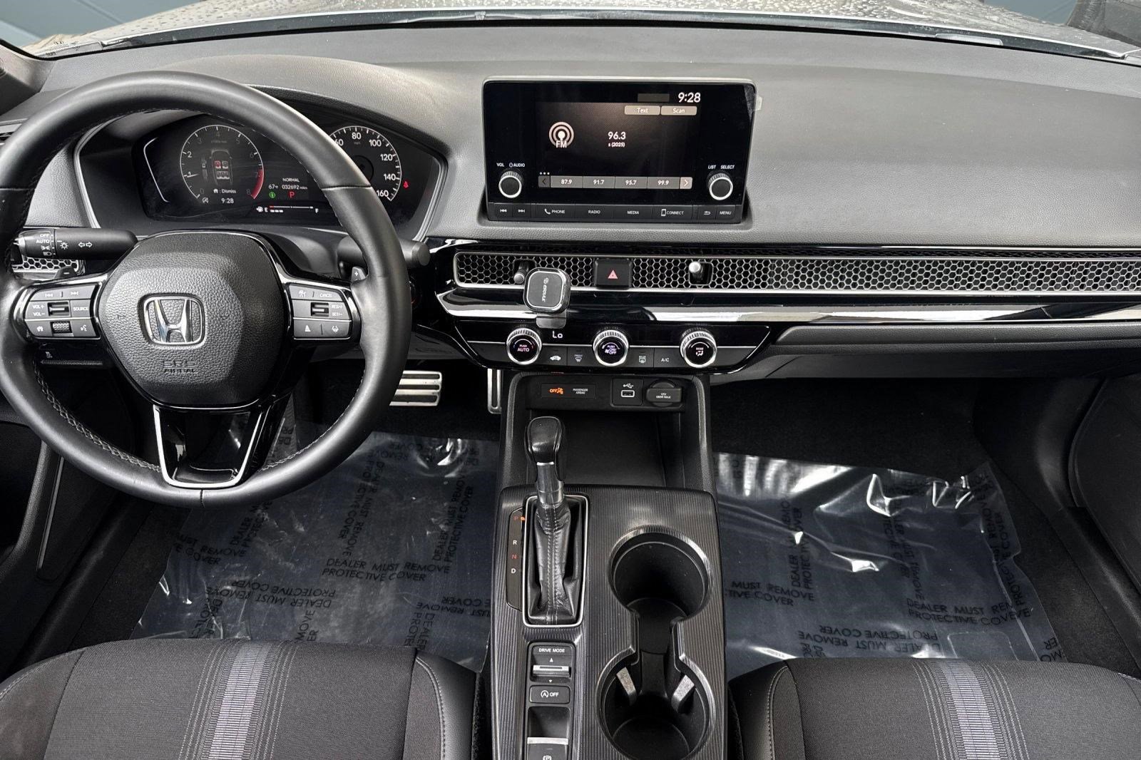 Used 2023 Honda Civic Sport image 26