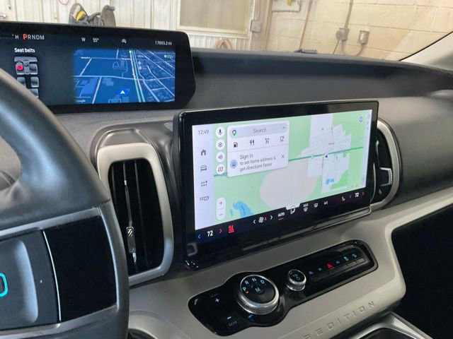 Used 2025 Ford Expedition Active AWD/4WD image 12