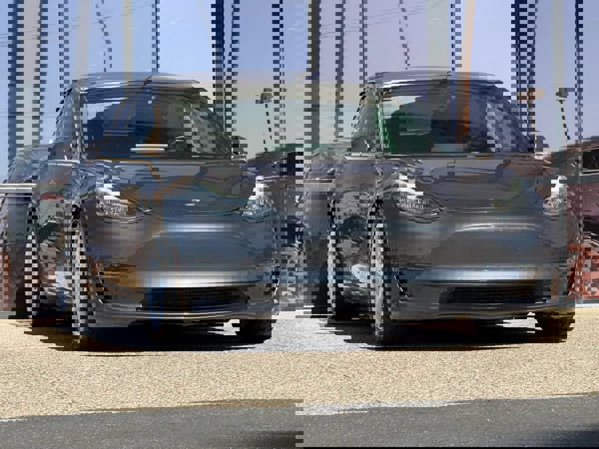 Used 2019 Tesla Model 3 Long Range image 18