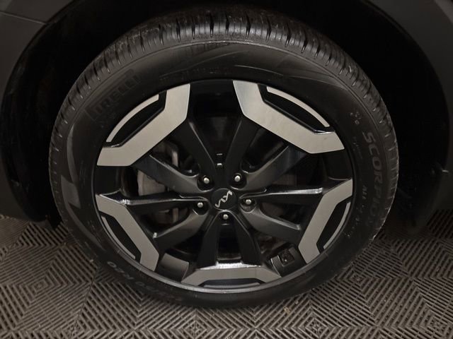 Used 2023 Kia Telluride EX image 27