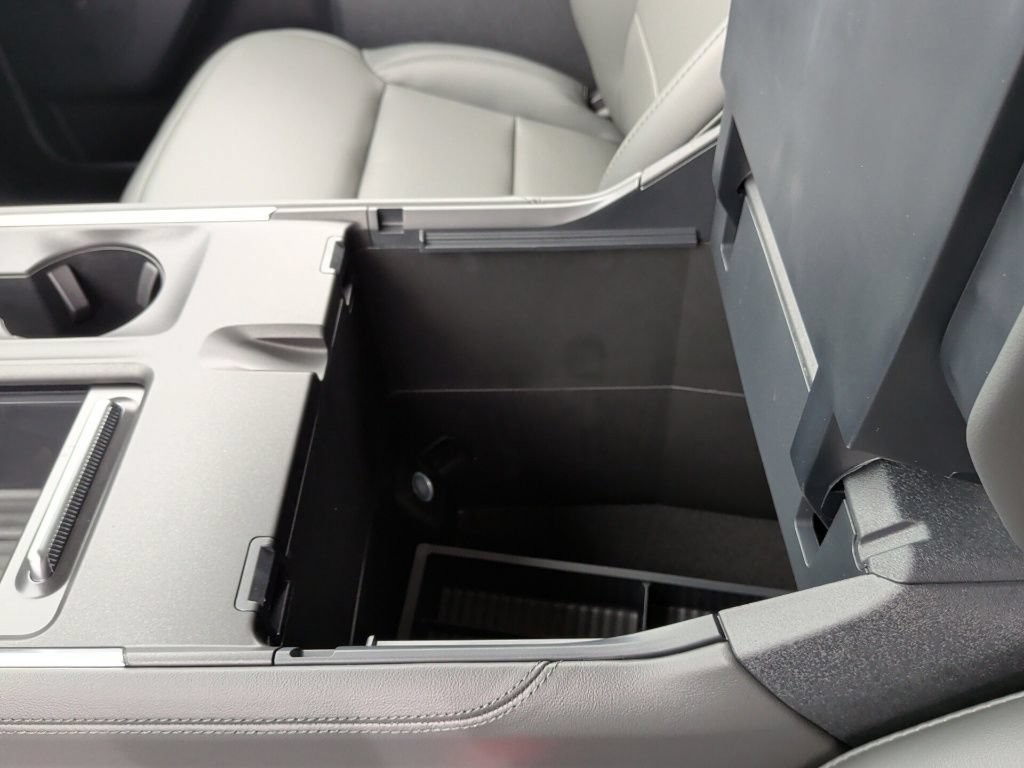 New 2027 Ford Expedition Active RWD image 31