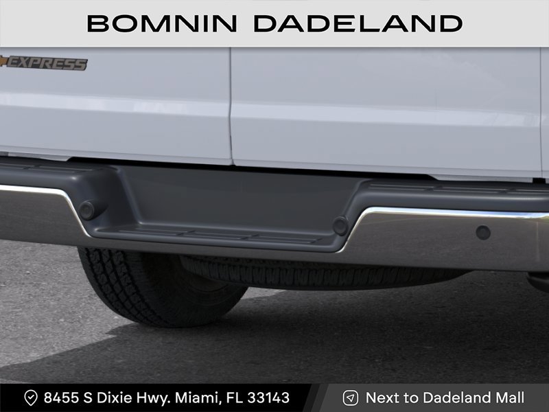 New 2027 Chevrolet Express 3500 LT RWD image 14