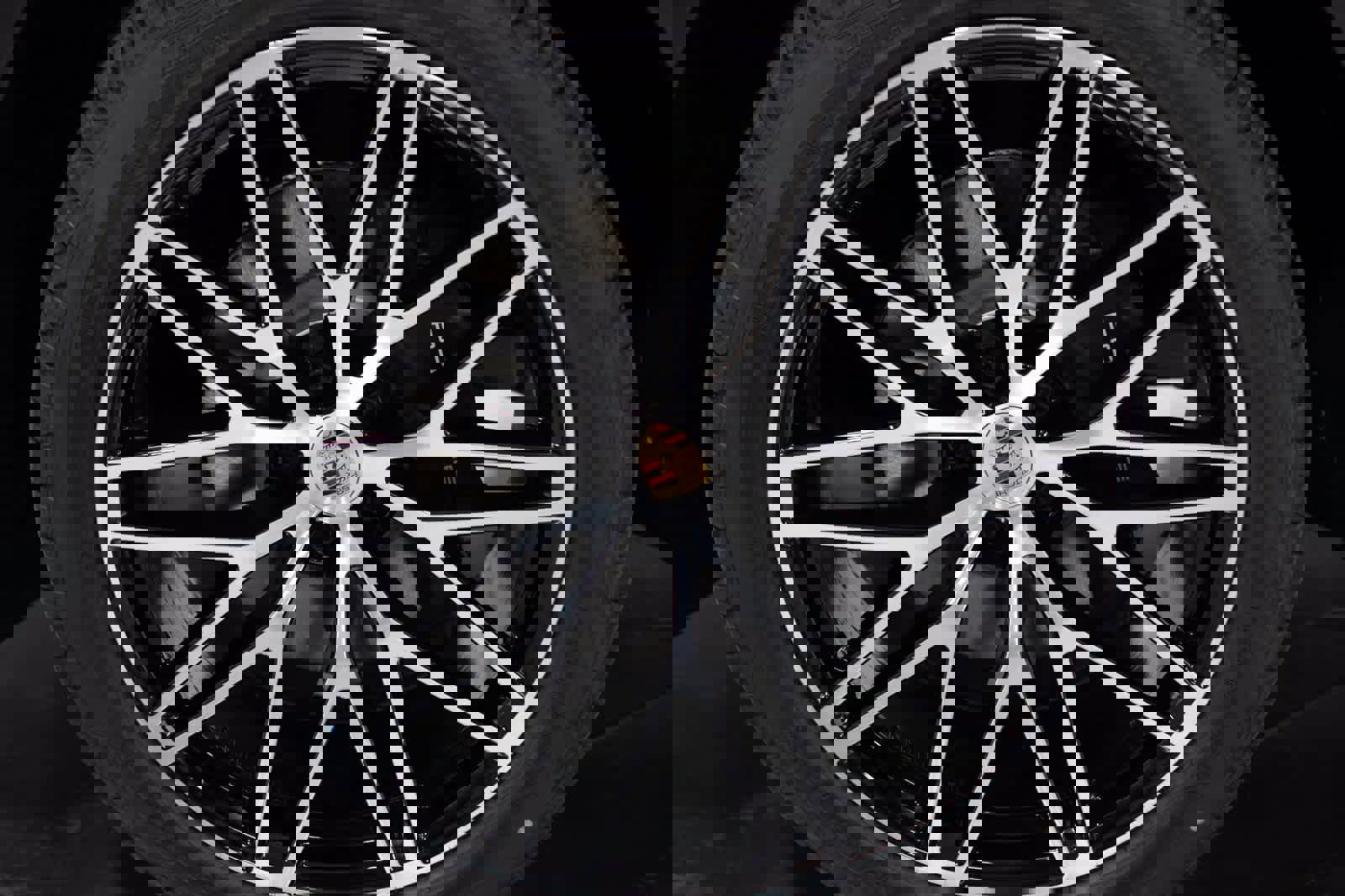 Certified 2025 Porsche Macan image 11