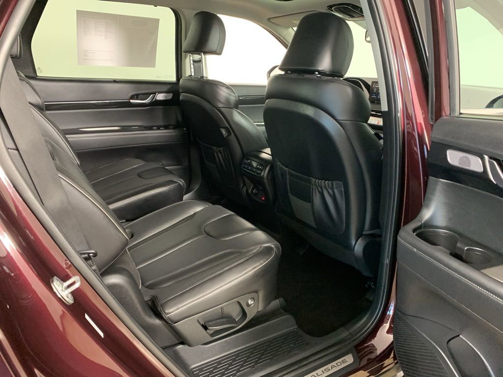 Used 2022 Hyundai Palisade Limited image 42
