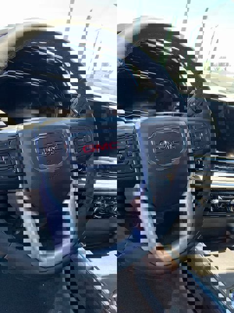 New 2025 GMC Sierra 2500 SLT w/ SLT Convenience Package image 22