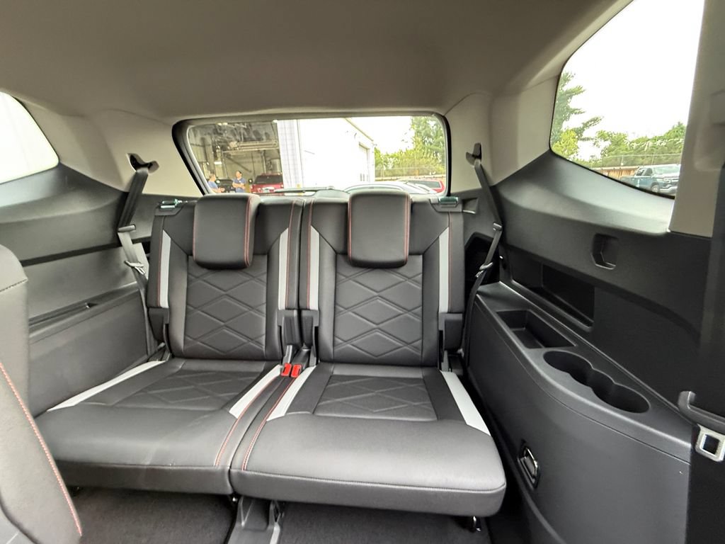 New 2026 Volkswagen Atlas Peak Edition AWD/4WD image 24