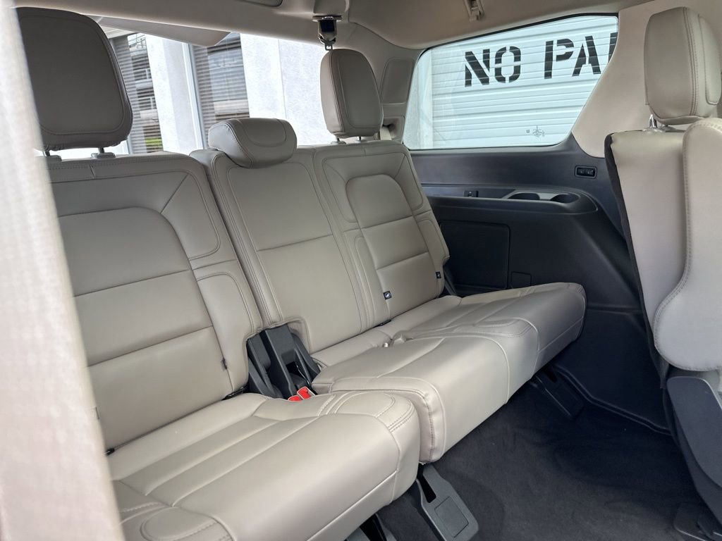 Used 2024 Lincoln Navigator Reserve image 23