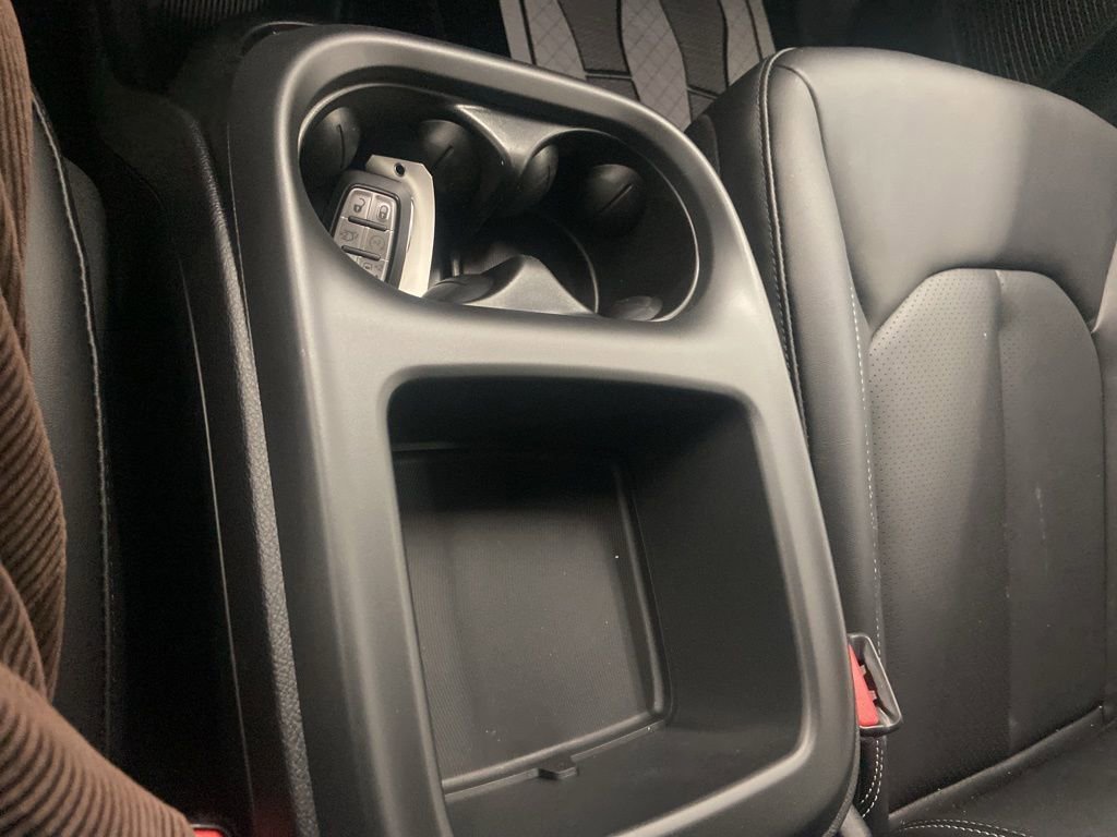 New 2026 Chrysler Pacifica Select w/ S Appearance Package image 37