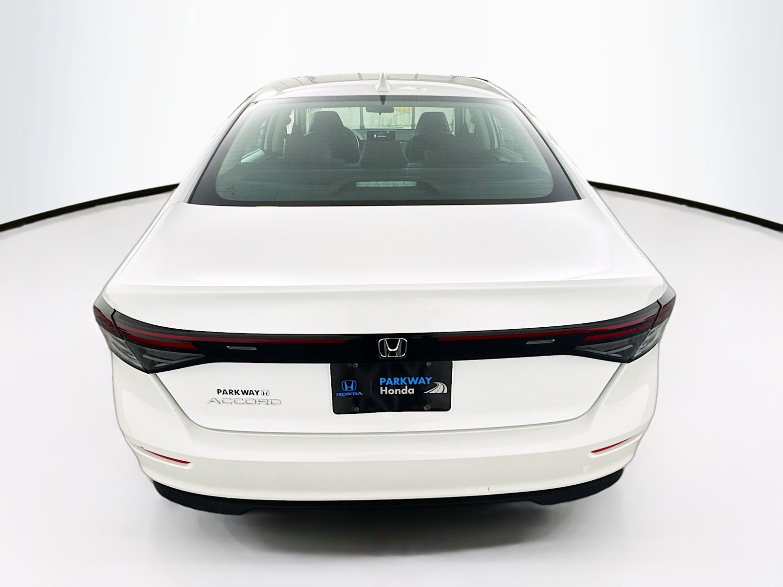 Used 2023 Honda Accord EX image 6