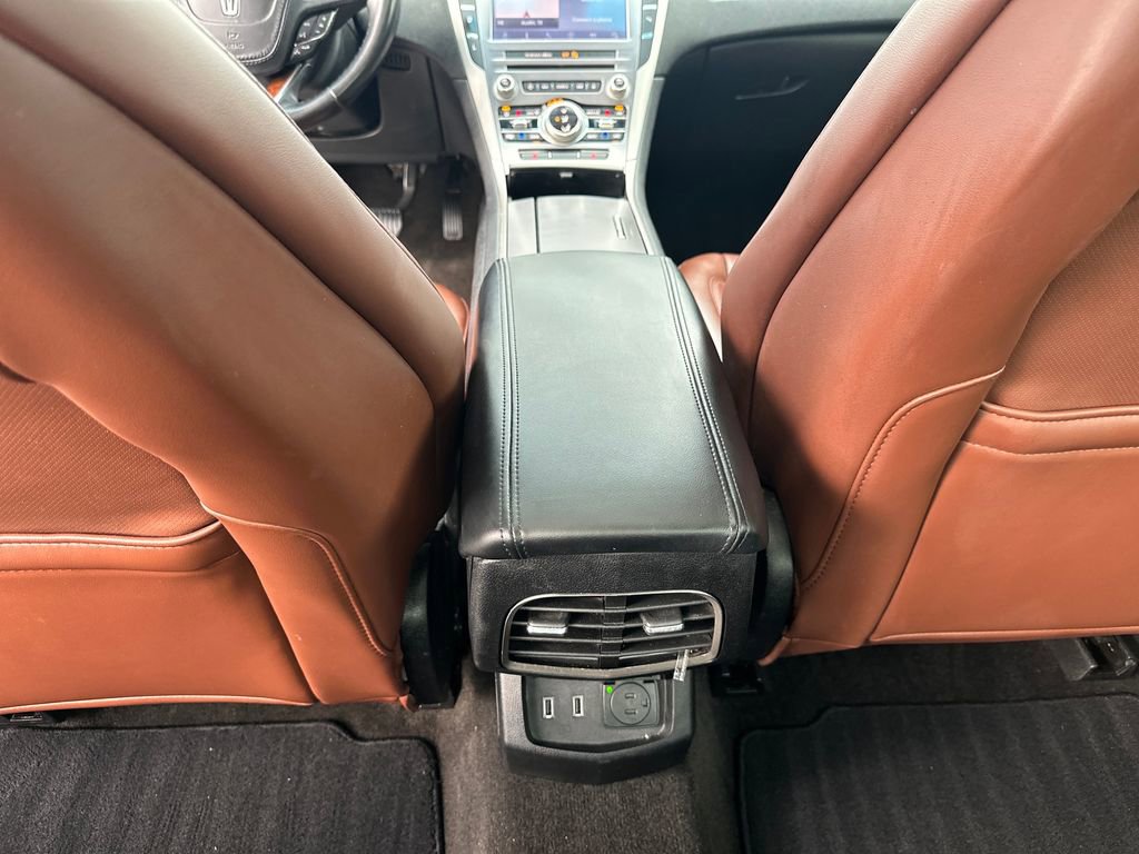 Used 2020 Lincoln MKZ Reserve FWD image 30