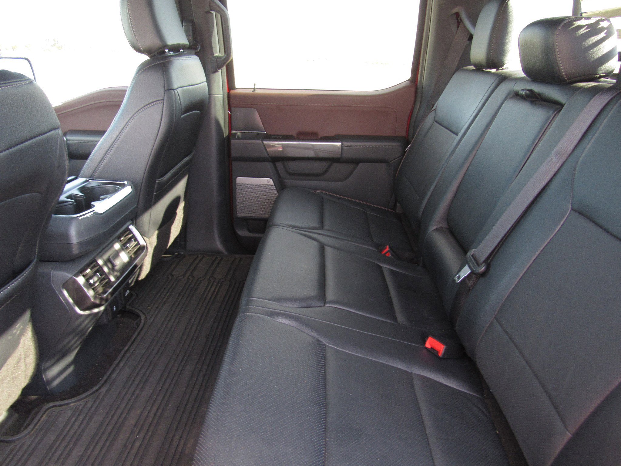 Used 2023 Ford F150 Lariat image 12